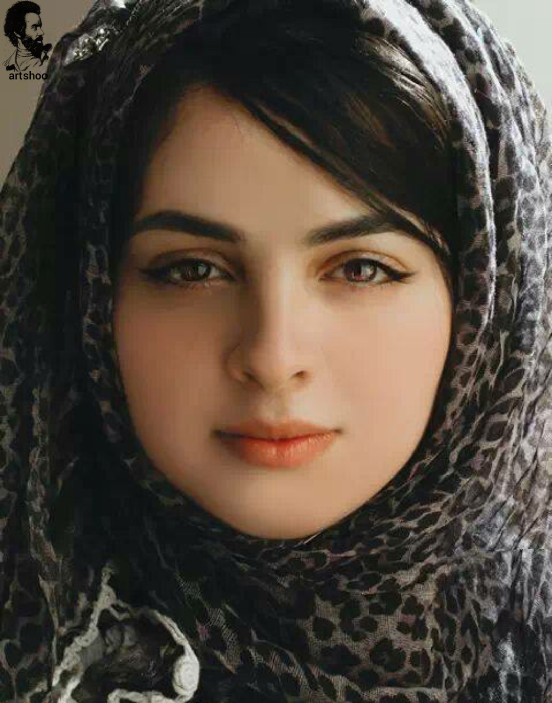 مدل سیاه قلم اورژینال